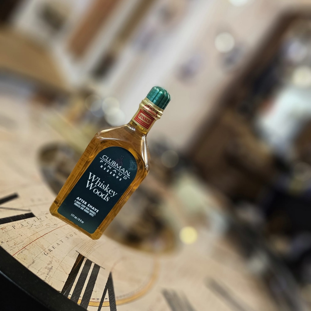 Clubman Pinaud Whiskey Woods After Shave